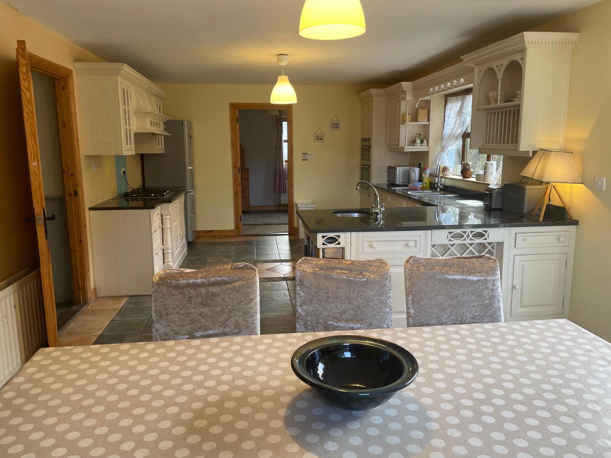 Letterfrack Mountain Farm Cottage On Farm In Village Centre エクステリア 写真